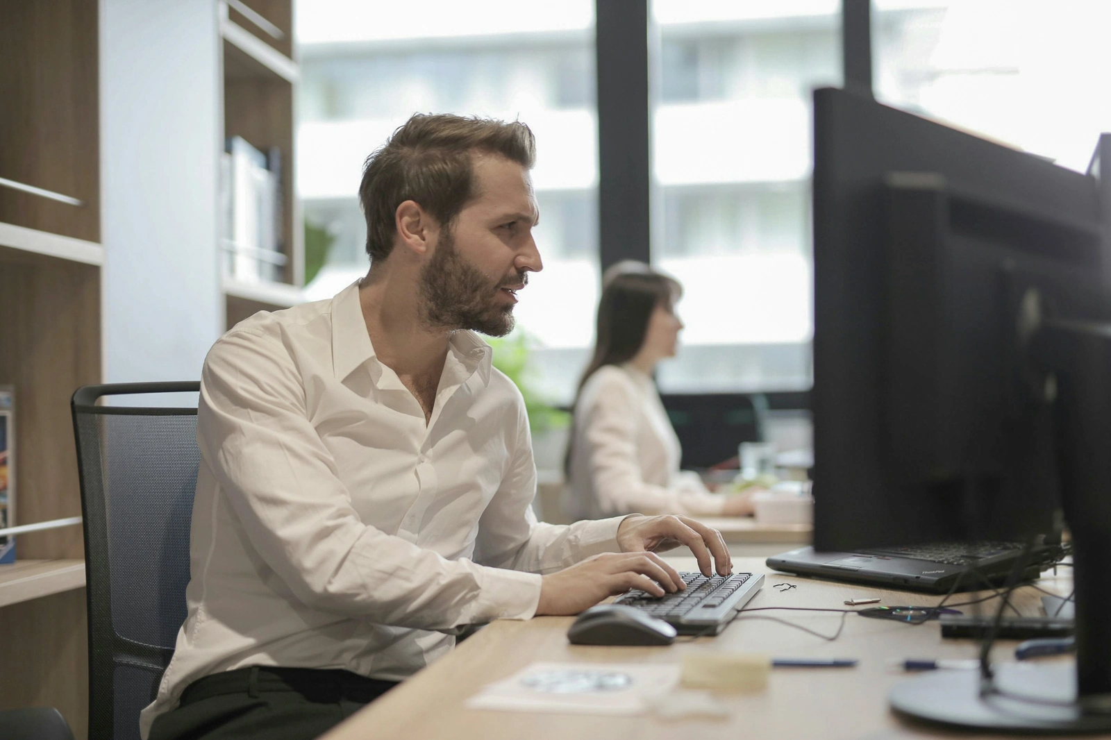 Unterstützung der Arbeit an der Website durch Homepage Komplett